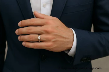 Bague de fiançailles pour homme : sur quelle main la porter ?
